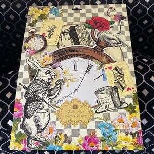 Alice in Wonderland Themed Party Prop Decorations